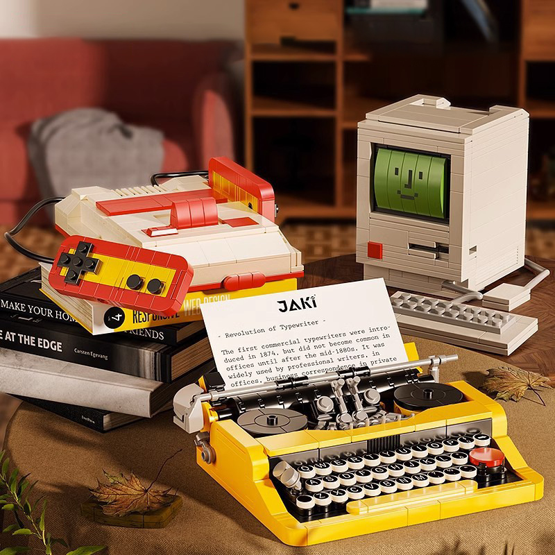 Retro Gaming Lego - Creative Retro Electronic Typewriter Game Console